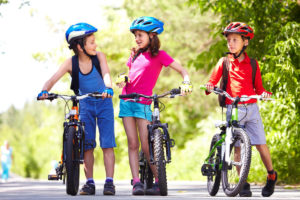 Велосипедисты дети